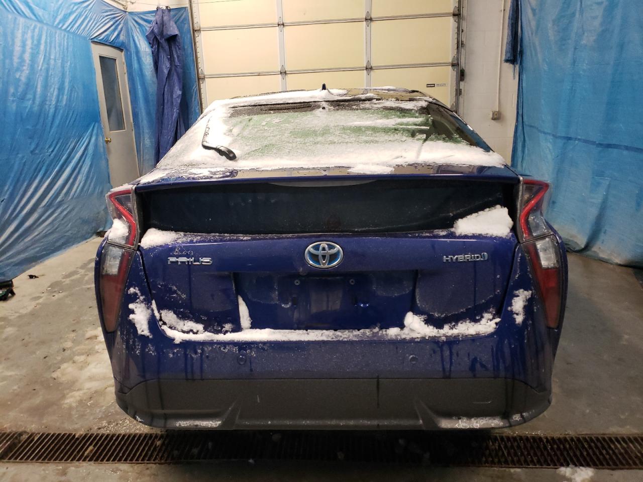 2018 Toyota Prius - Image 6