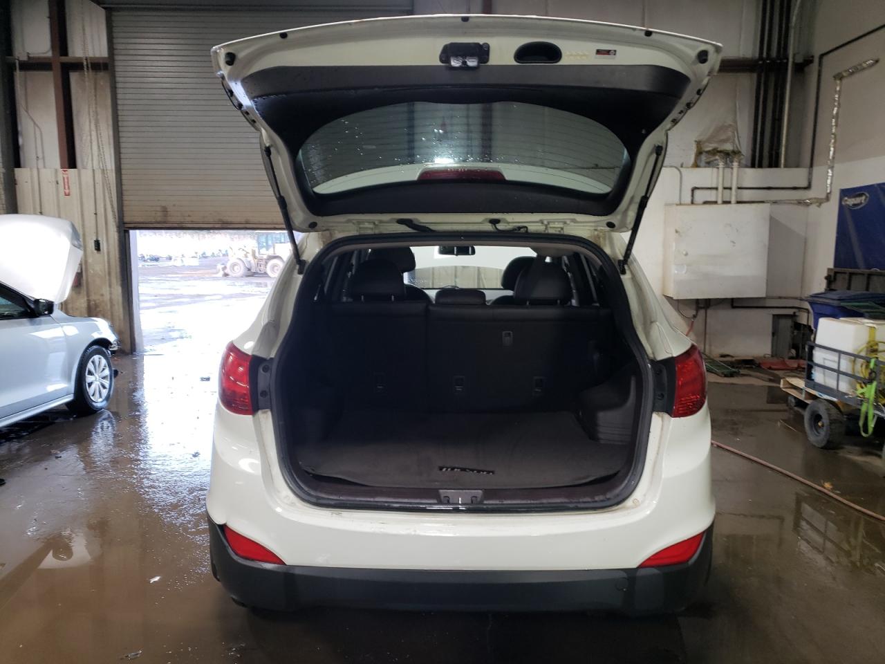 2012 Hyundai Tucson - Image 6