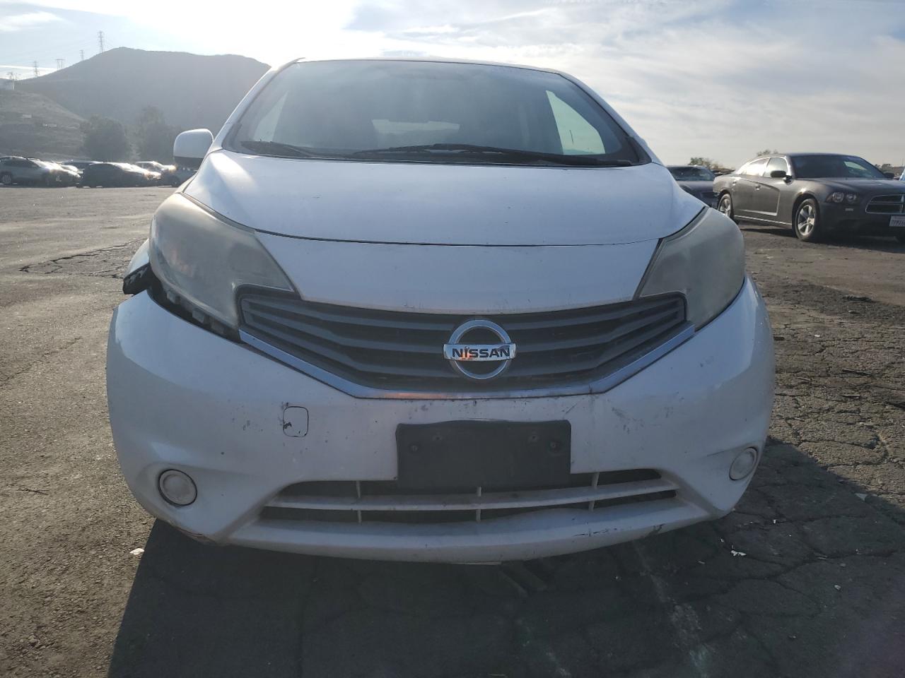 2014 Nissan Versa - Image 5