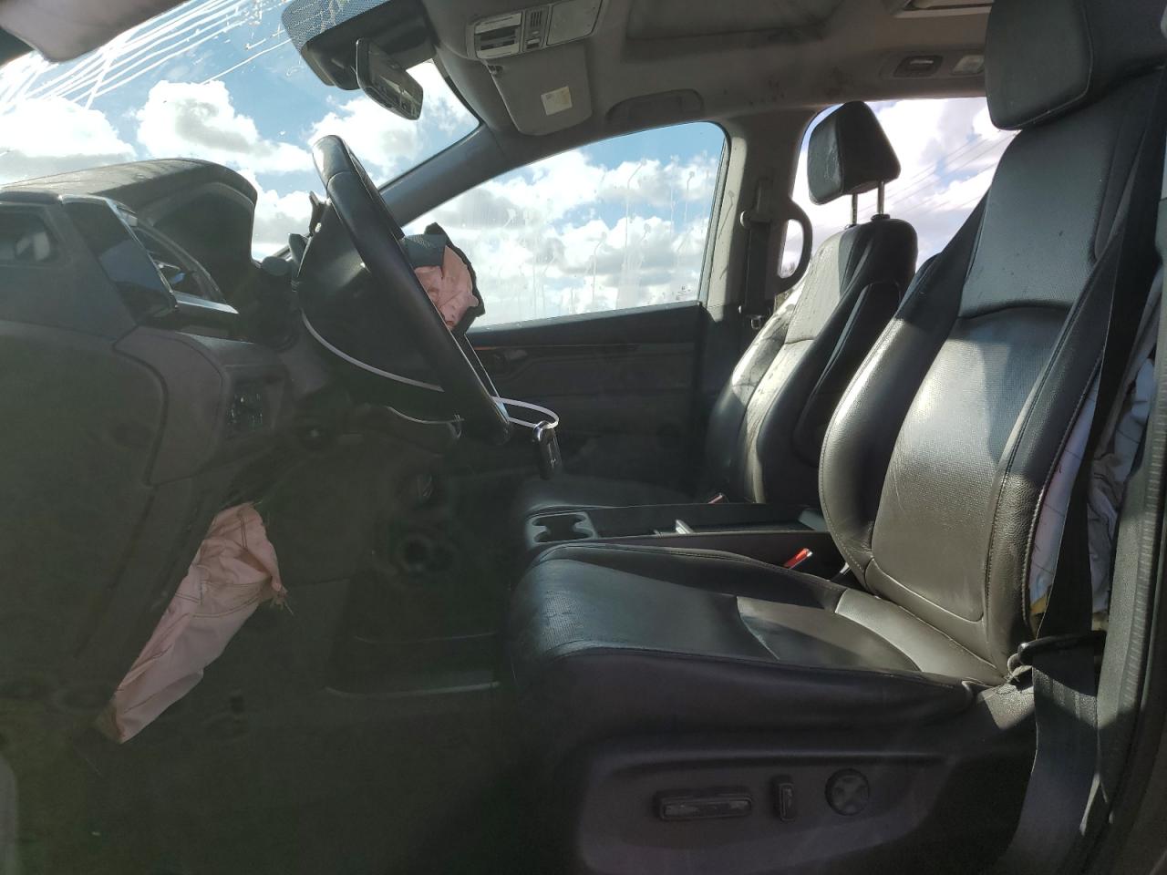 5FNRL6H99JB092359 HONDA ODYSSEY 2018