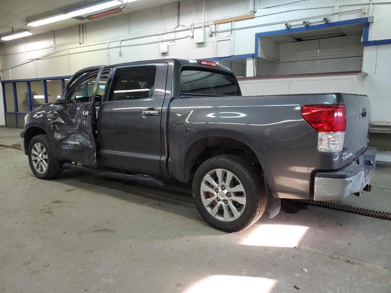 2012 Toyota Tundra - Image 2