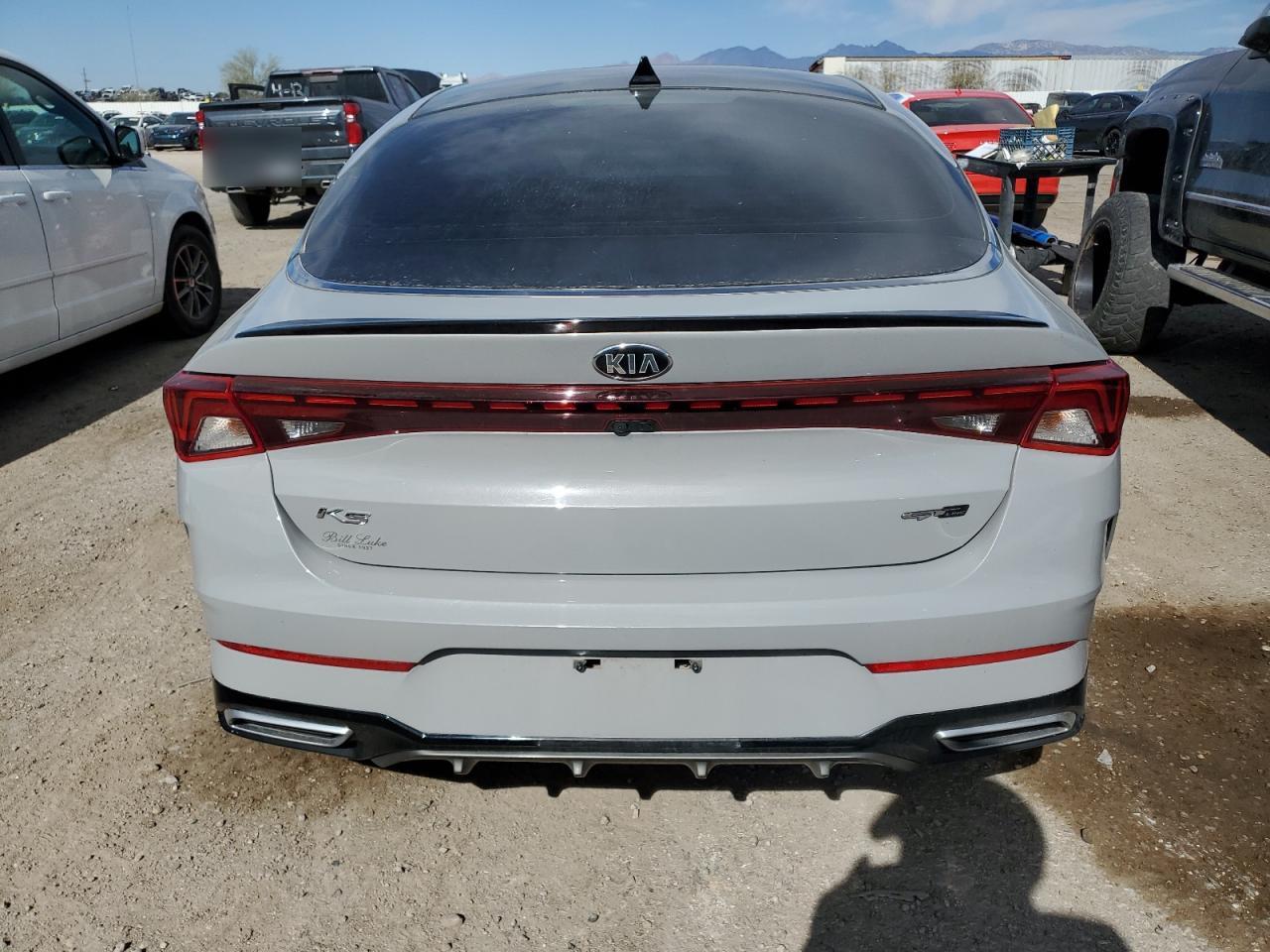2021 Kia K5 - Image 6