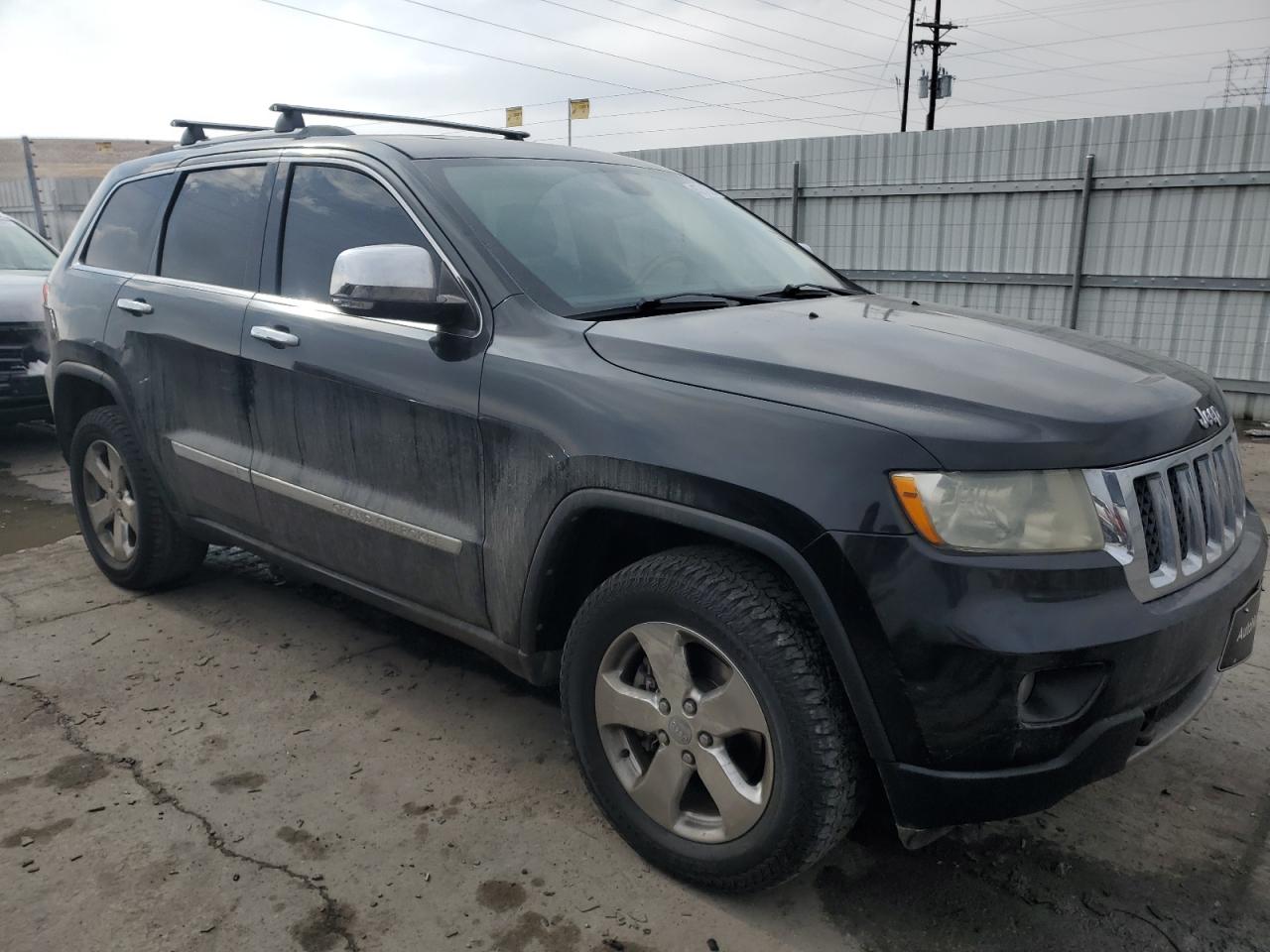 2011 Jeep Grand Cherokee - Image 4