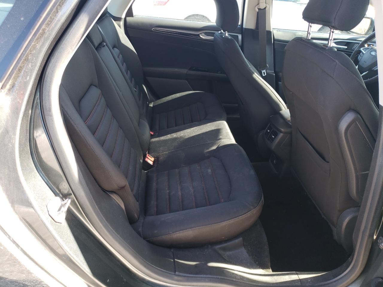 2016 Ford Fusion - Image 10