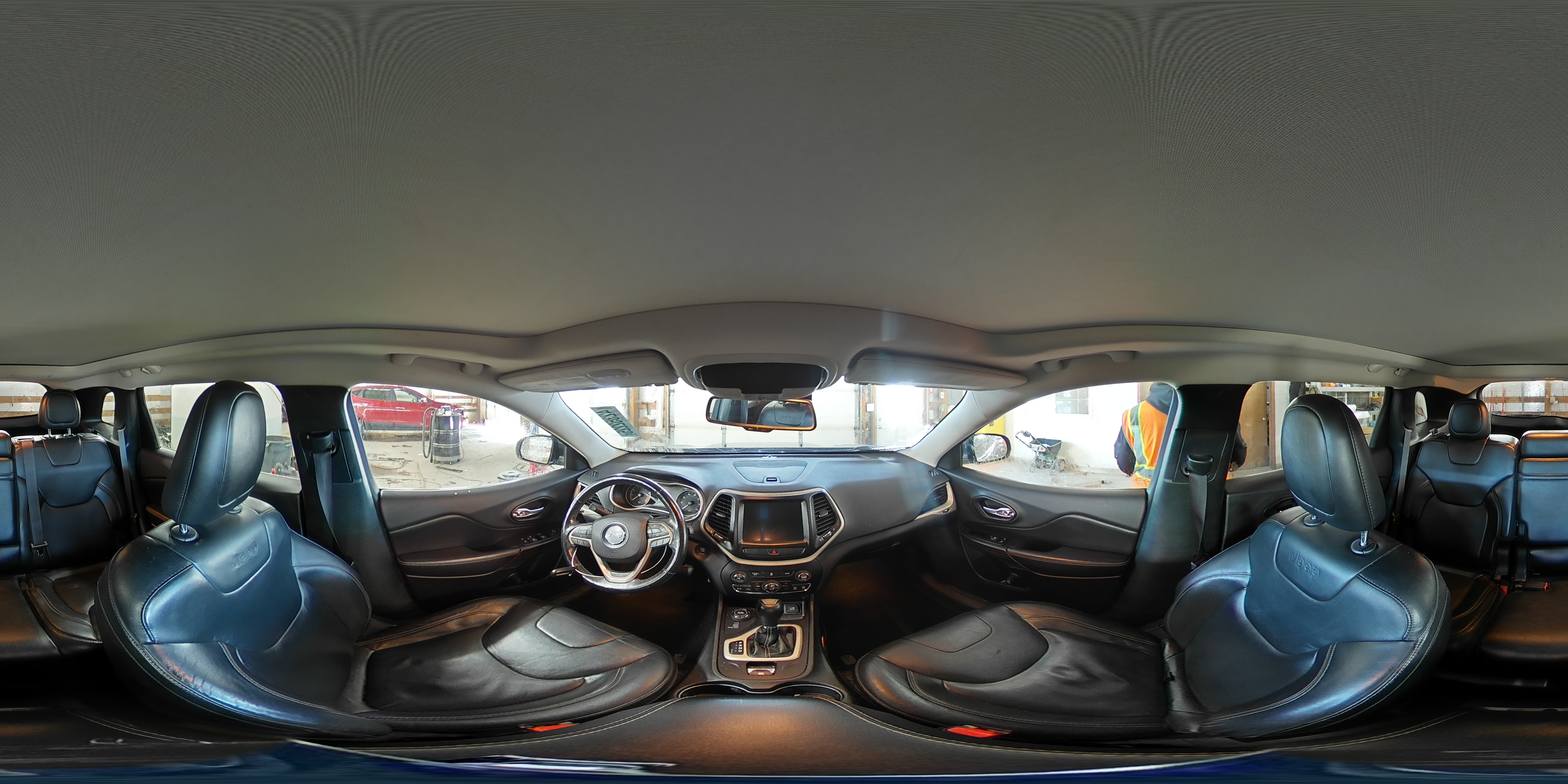 2014 Jeep Grand Cherokee - Image 16
