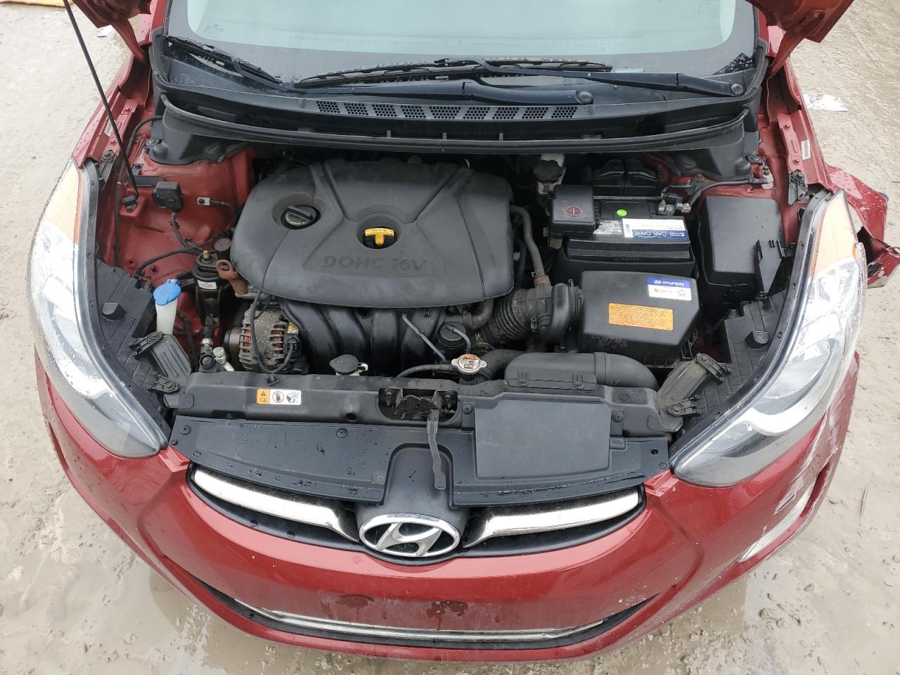 2013 Hyundai Elantra - Image 11