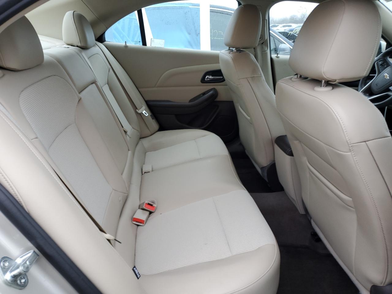 2014 Chevrolet Malibu - Image 10
