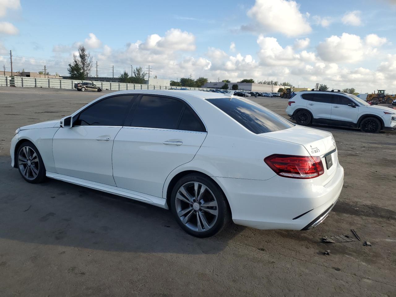 2016 Mercedes-Benz E-klasse - Image 2