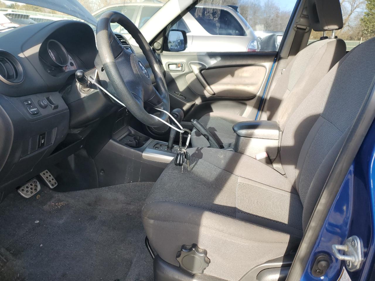 2005 Toyota RAV 4 - Image 7