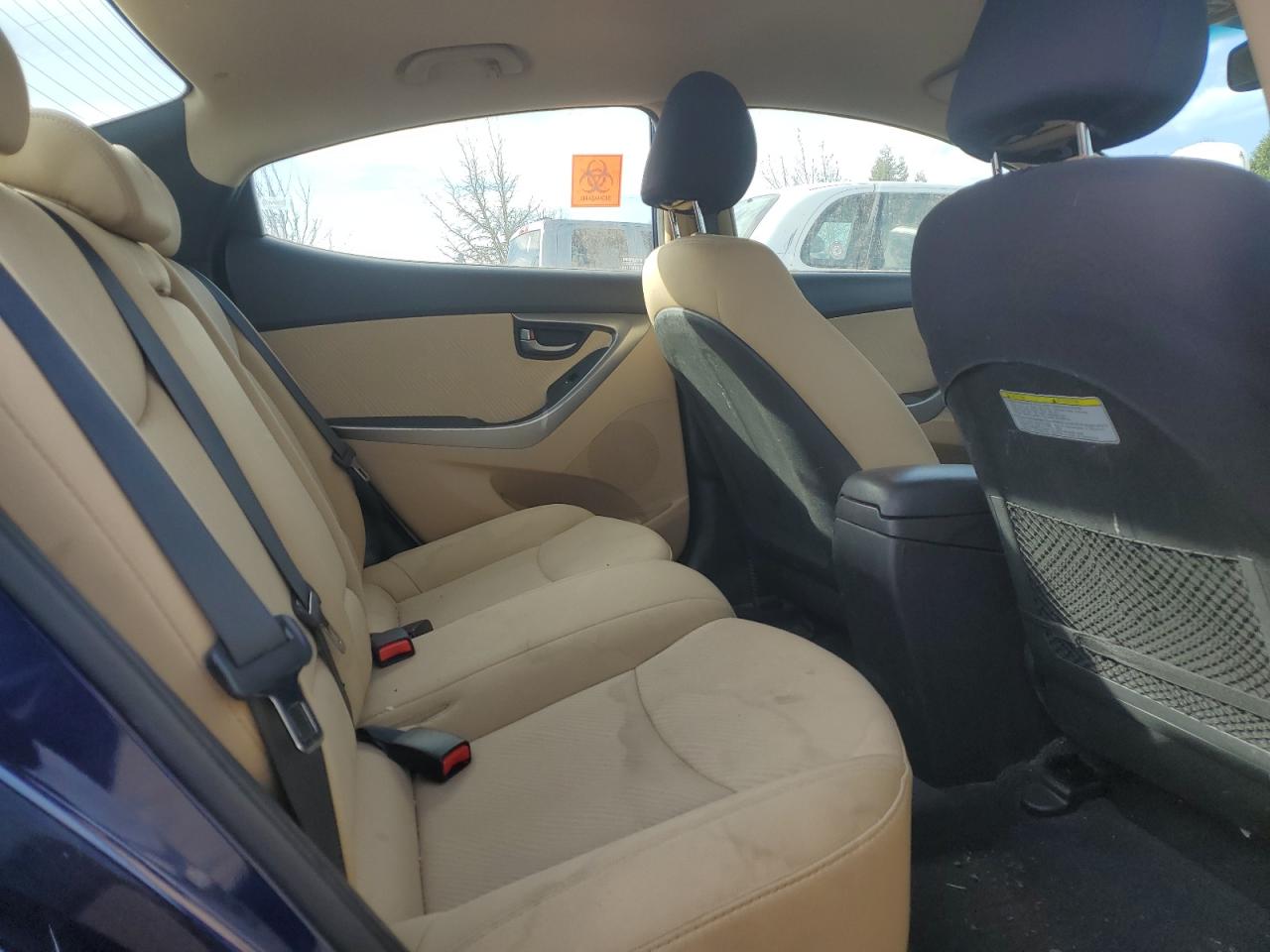 2013 Hyundai Elantra - Image 10