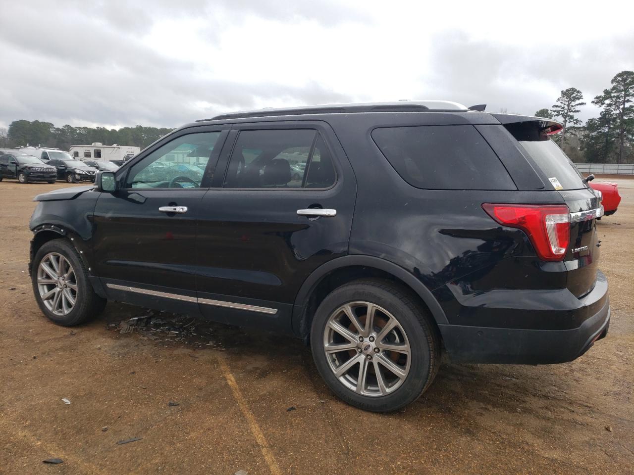 2017 Ford Explorer - Image 2