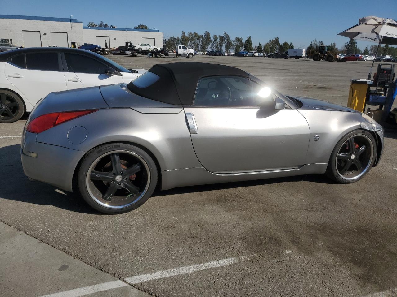 2004 Nissan 350Z - Image 3