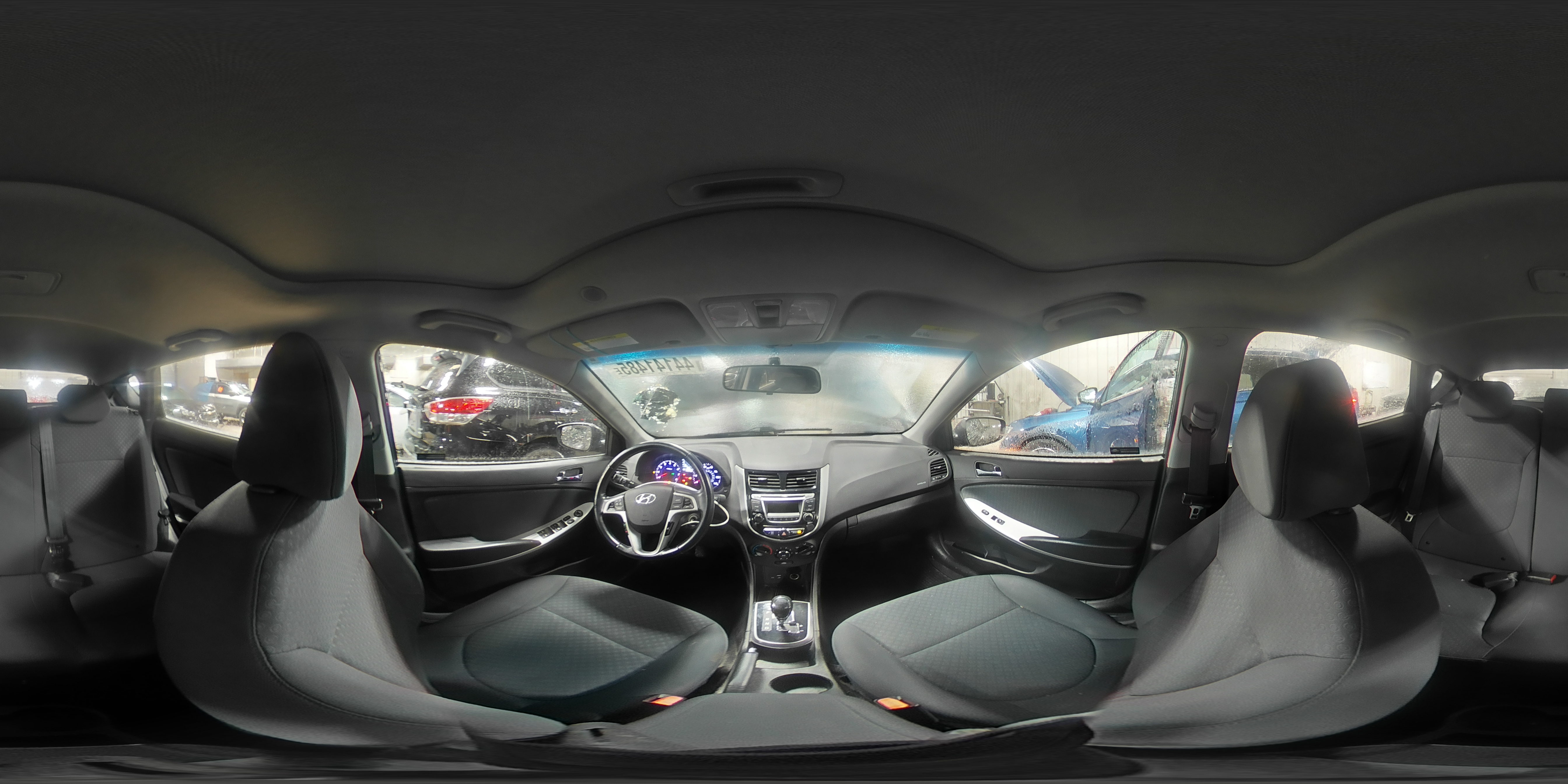 2014 Hyundai Accent - Image 13