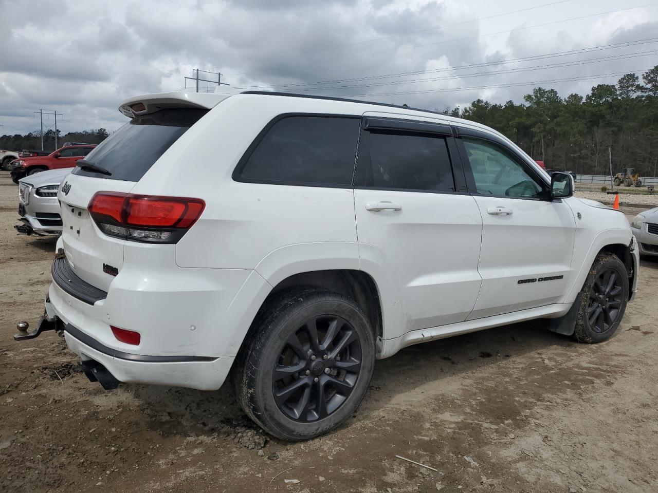 2018 Jeep Grand Cherokee - Image 3