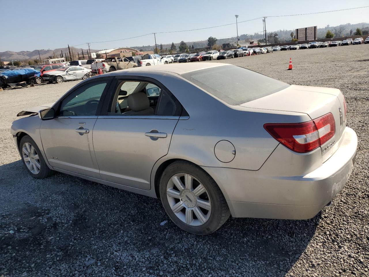 2007 Lincoln MKZ - Image 2