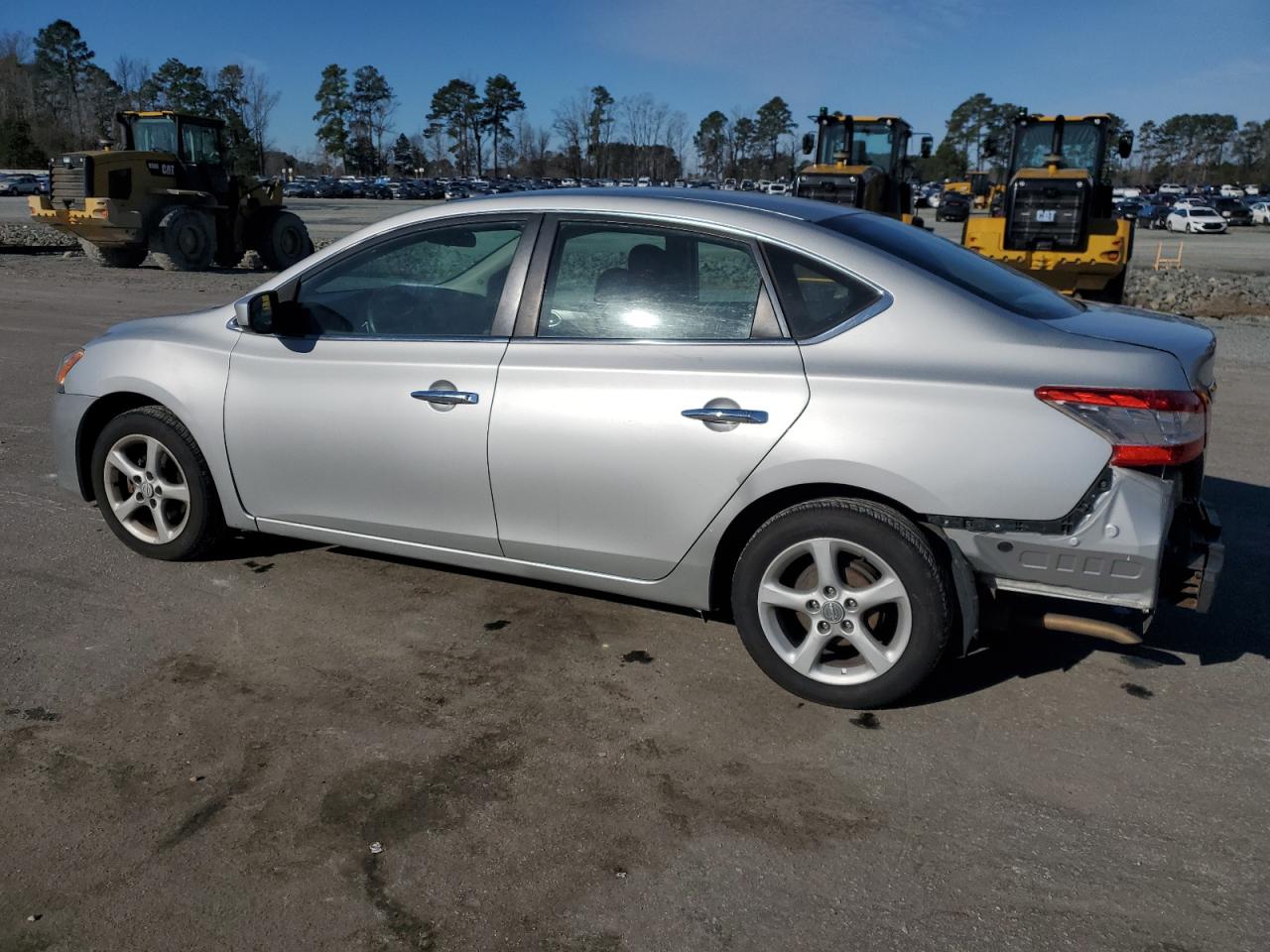 2013 Nissan Sentra - Image 2