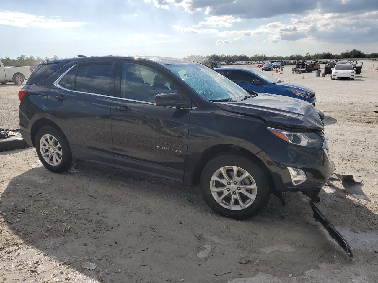 2GNAXJEVXJ6109544 CHEVROLET EQUINOX 2018