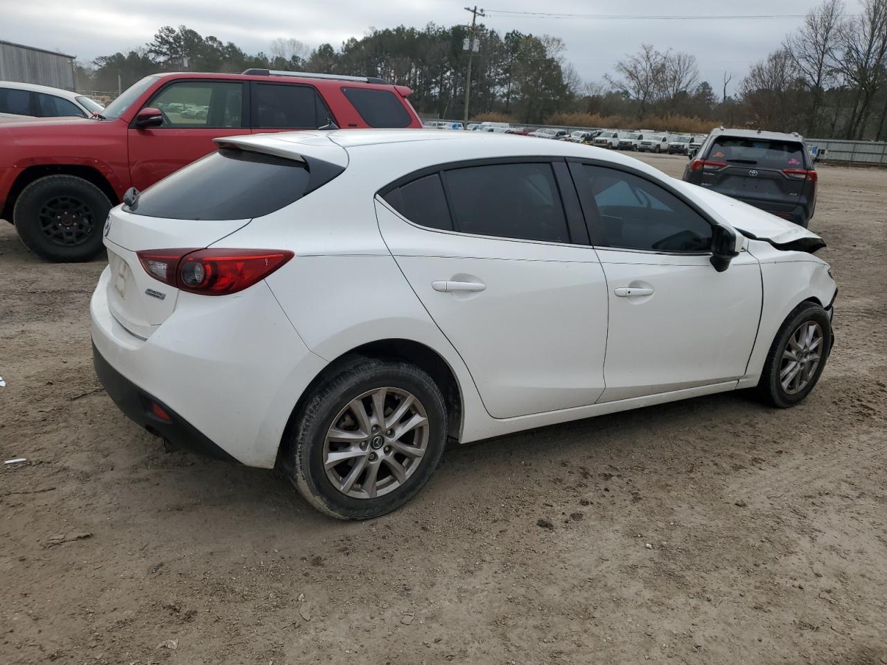 2016 Mazda 3 - Image 3