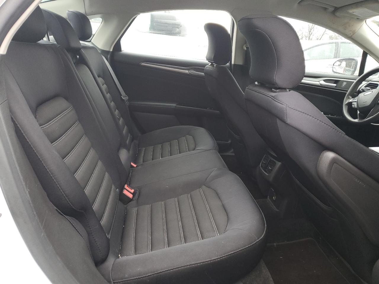 2015 Ford Fusion - Image 10
