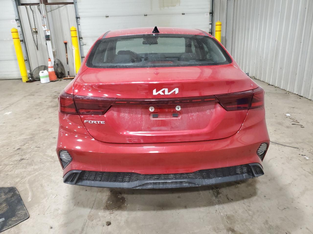 2023 Kia Forte - Image 6