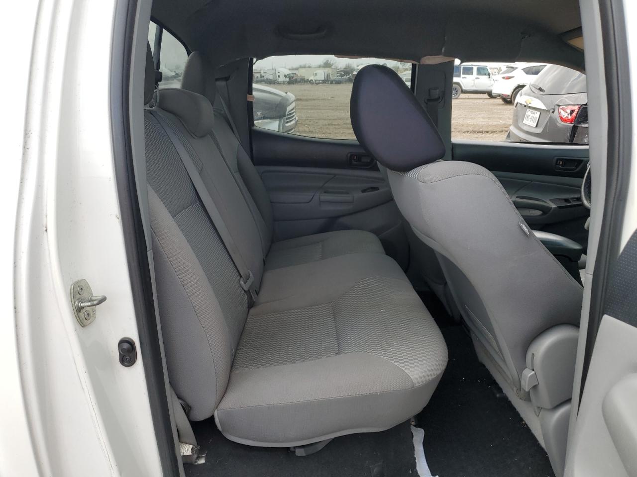 2013 Toyota Tacoma - Image 10