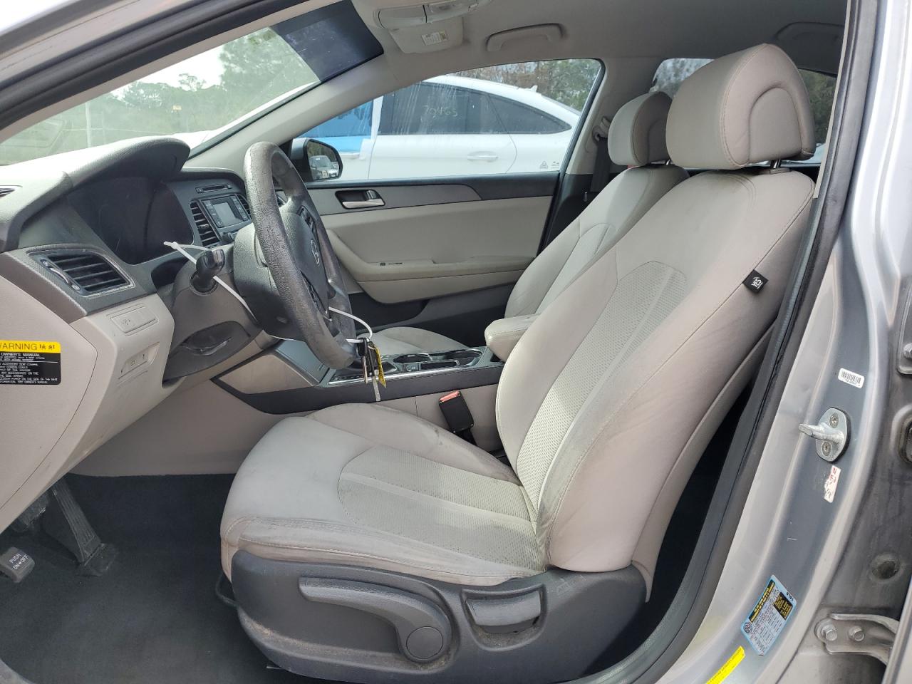2017 Hyundai Sonata - Image 7