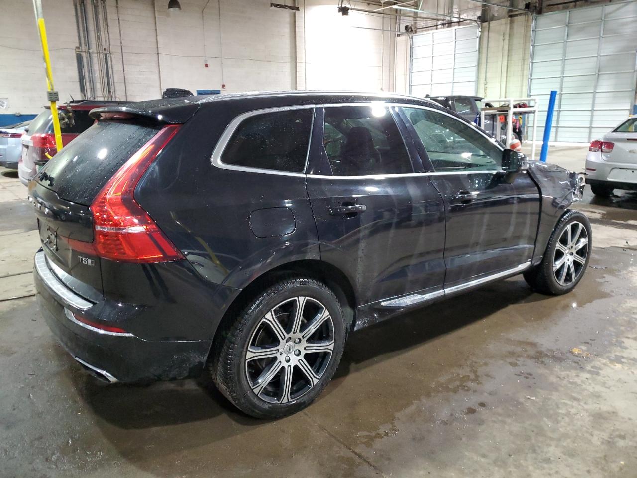 2020 Volvo XC60 - Image 3