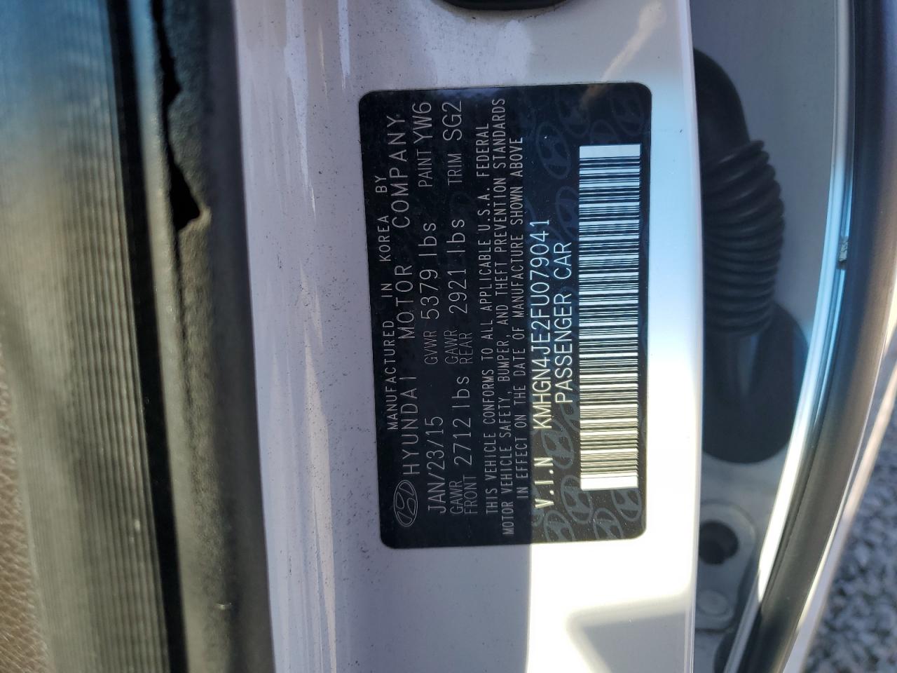 2015 Hyundai Genesis 3.8L VIN: KMHGN4JE2FU079041 Lot: 46536175