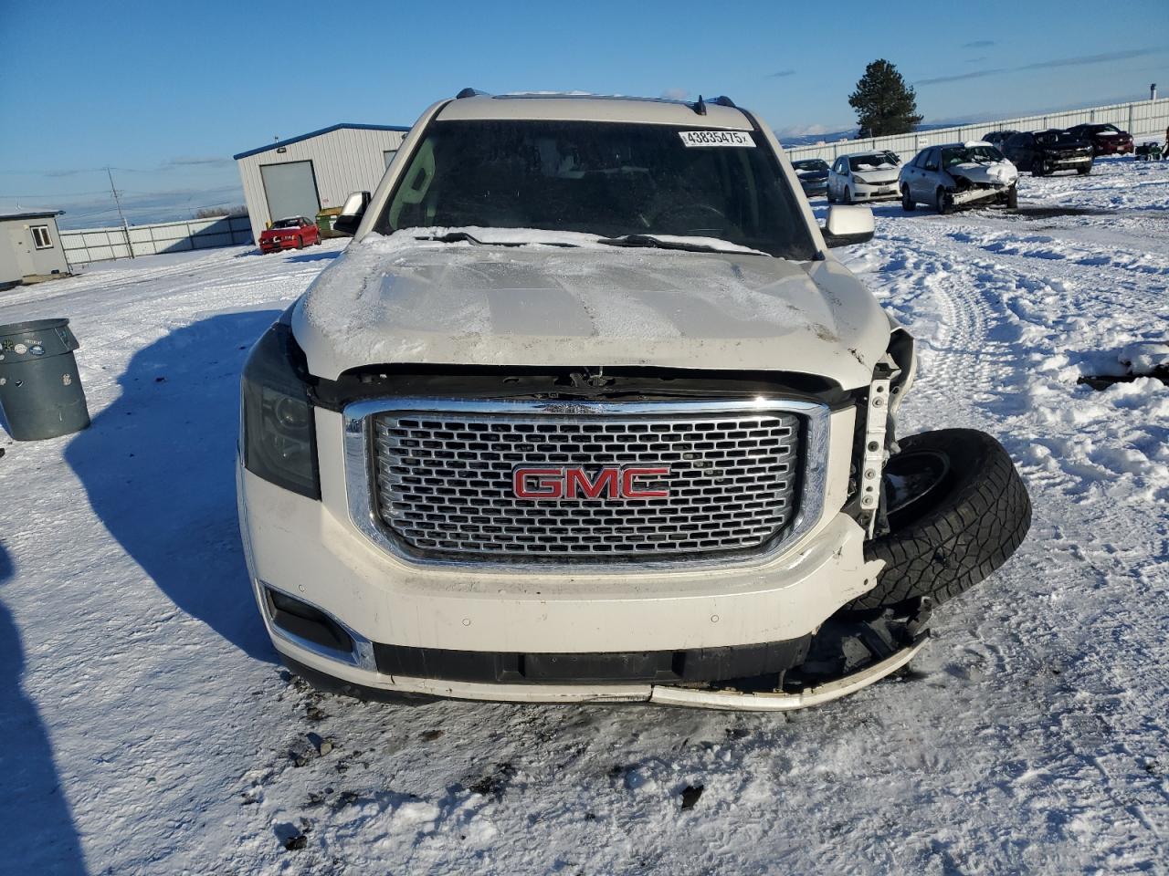 2015 GMC Yukon - Image 5