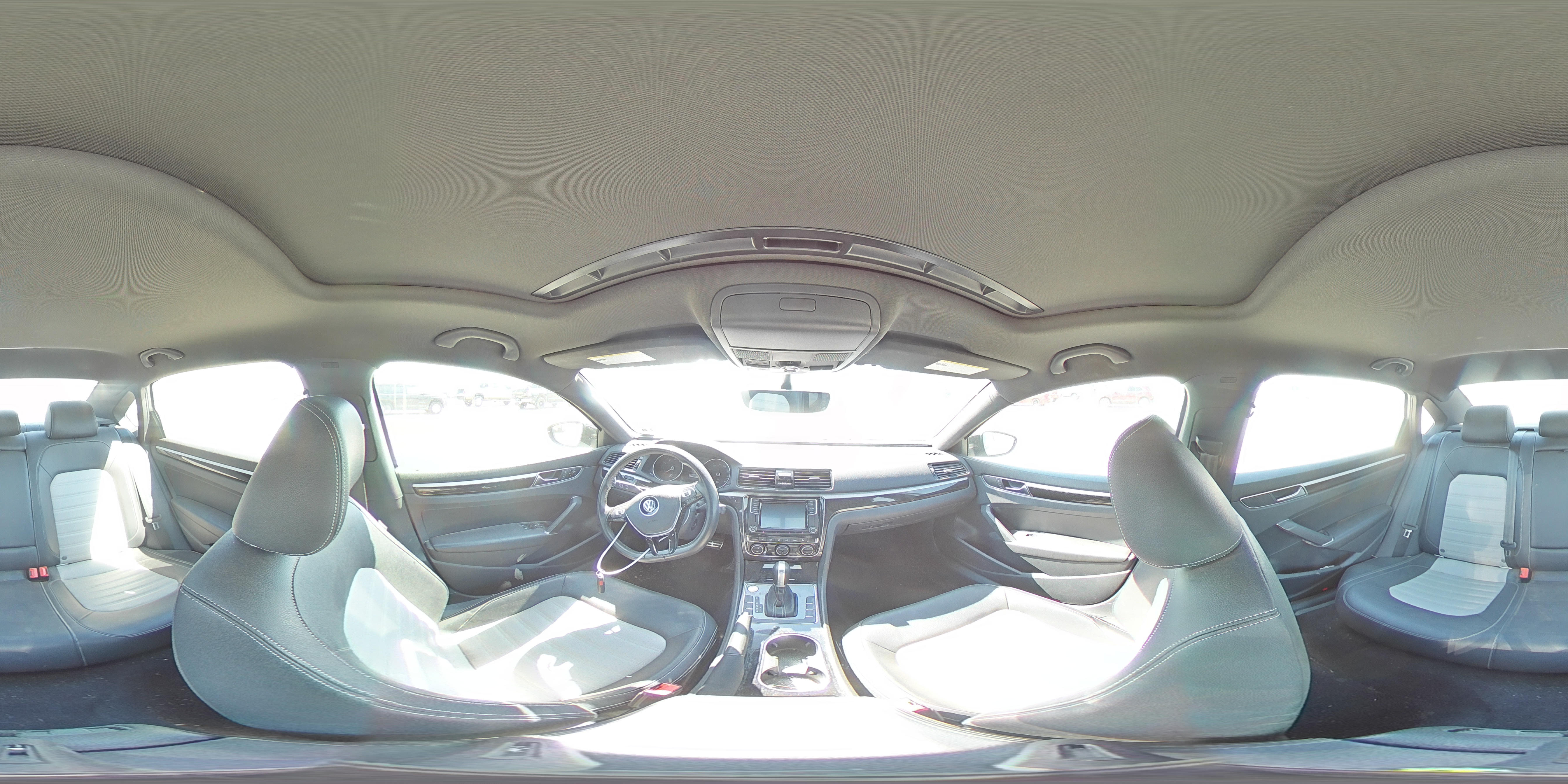2018 Volkswagen Passat - Image 13