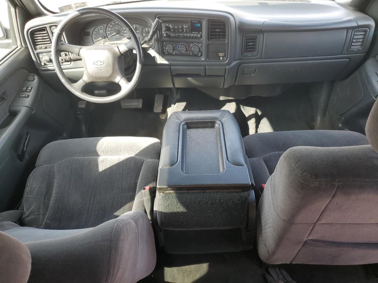 2002 Chevrolet Silverado - Image 8