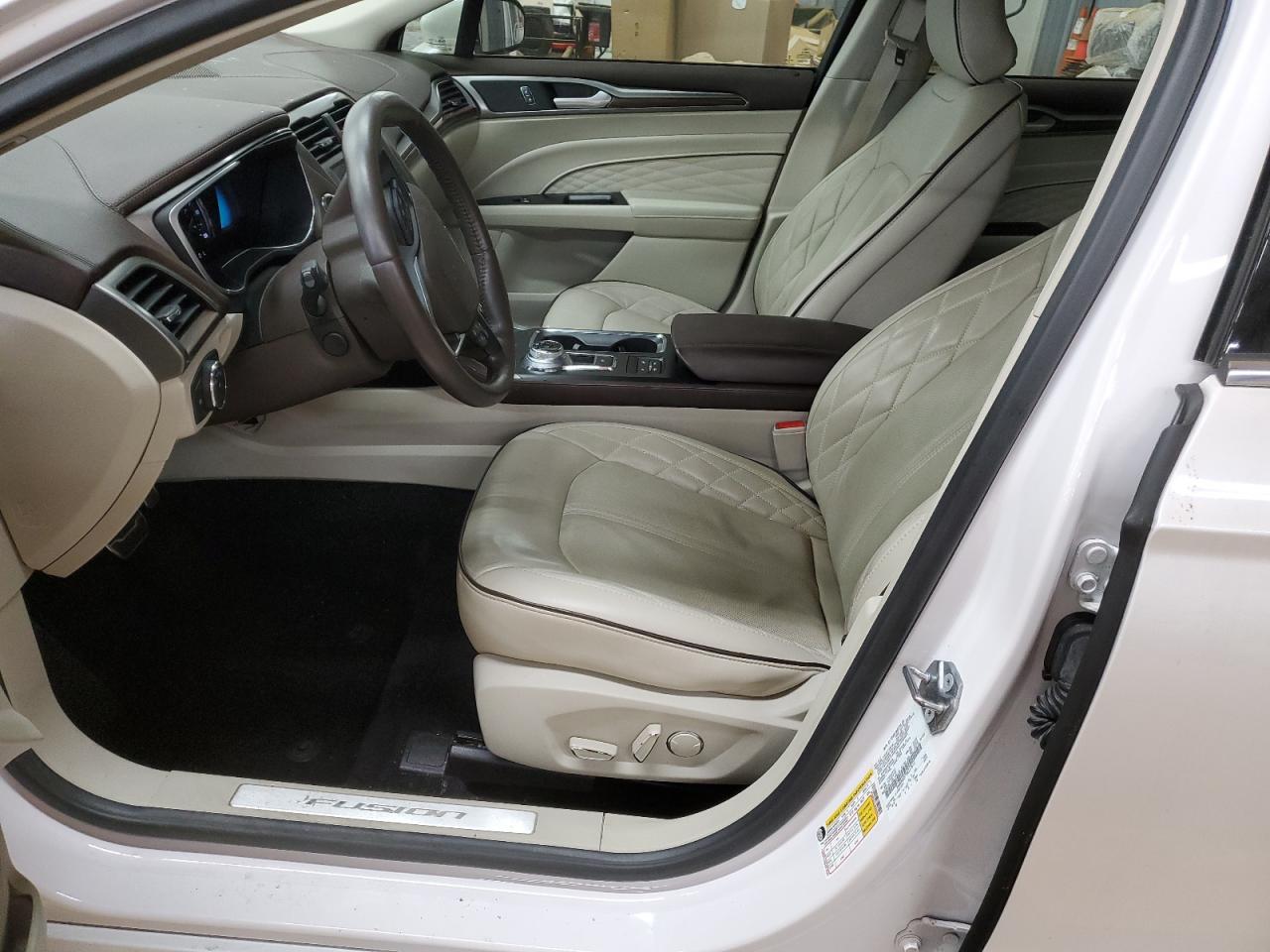 3FA6P0SU7HR269653 FORD FUSION 2017