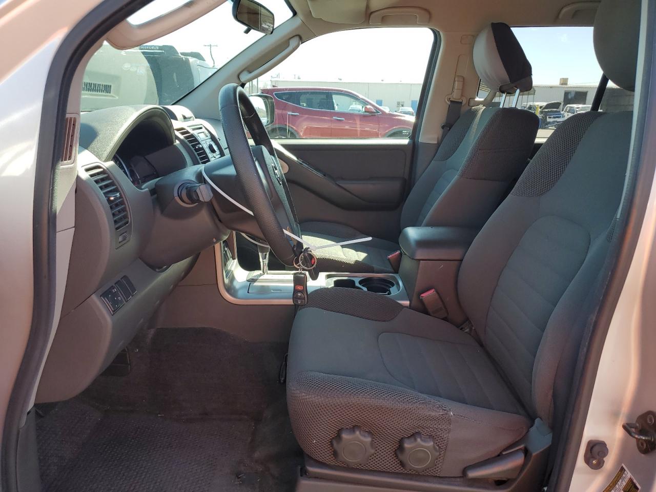 2010 Nissan Pathfinder - Image 7
