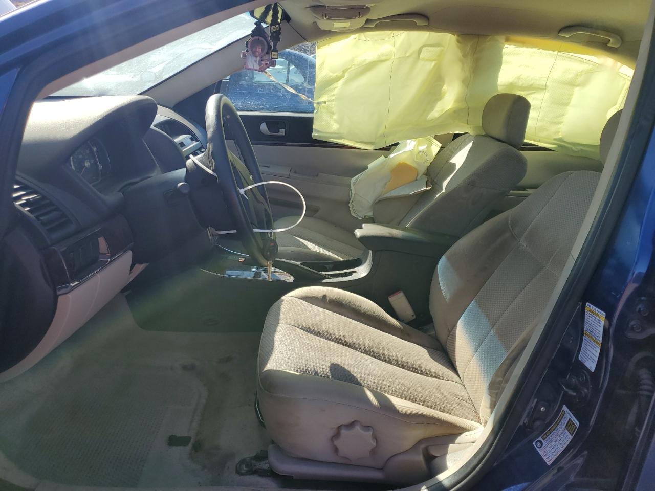 2009 Mitsubishi Galant - Image 7