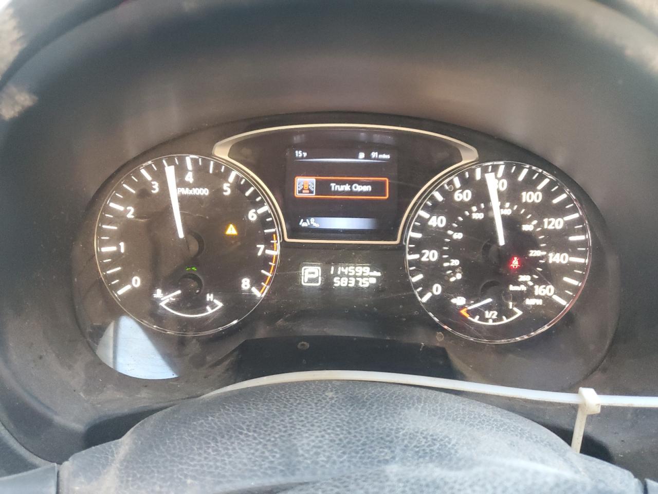 2015 Nissan Altima - Image 9