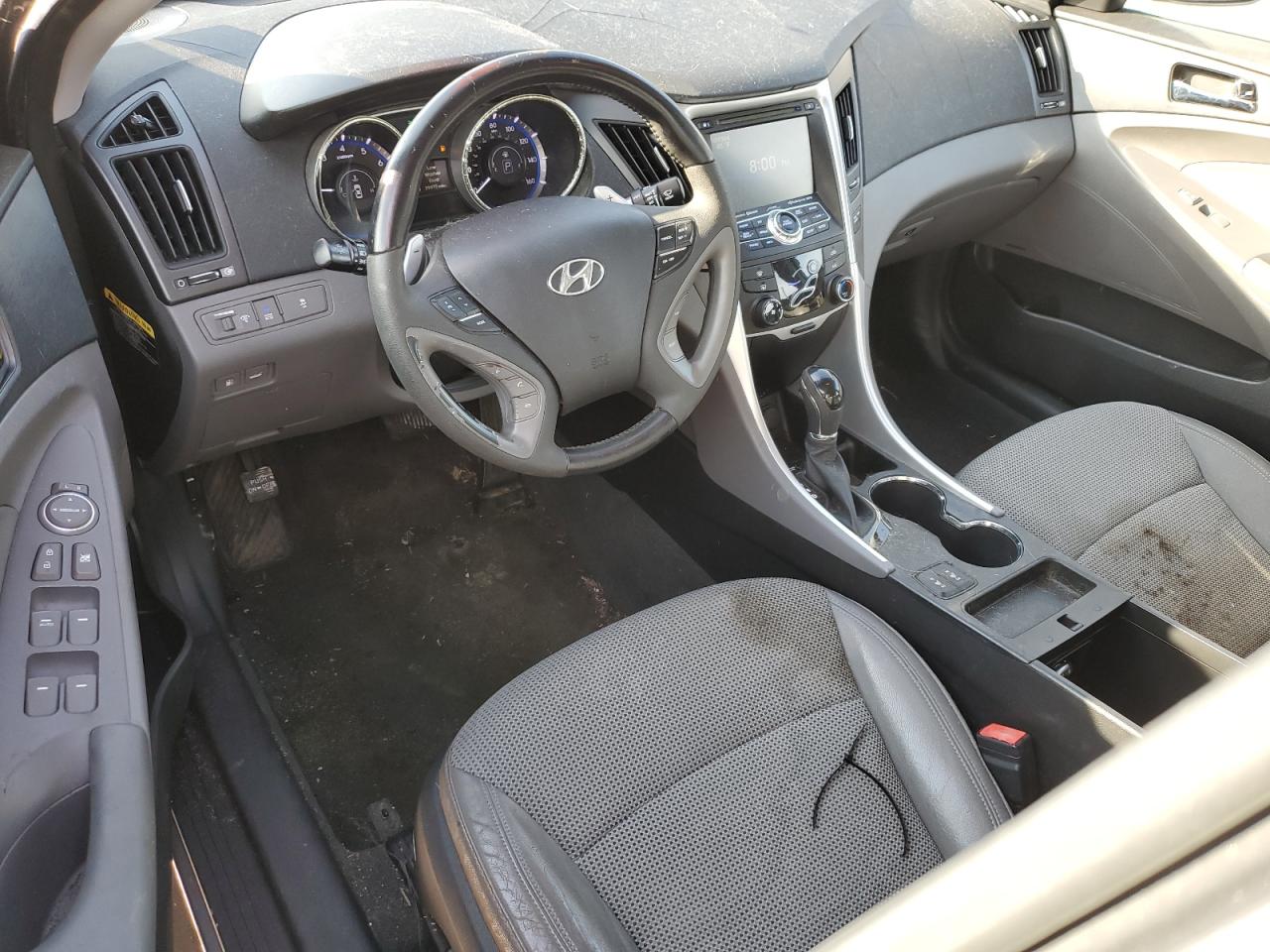 2013 Hyundai Sonata - Image 8
