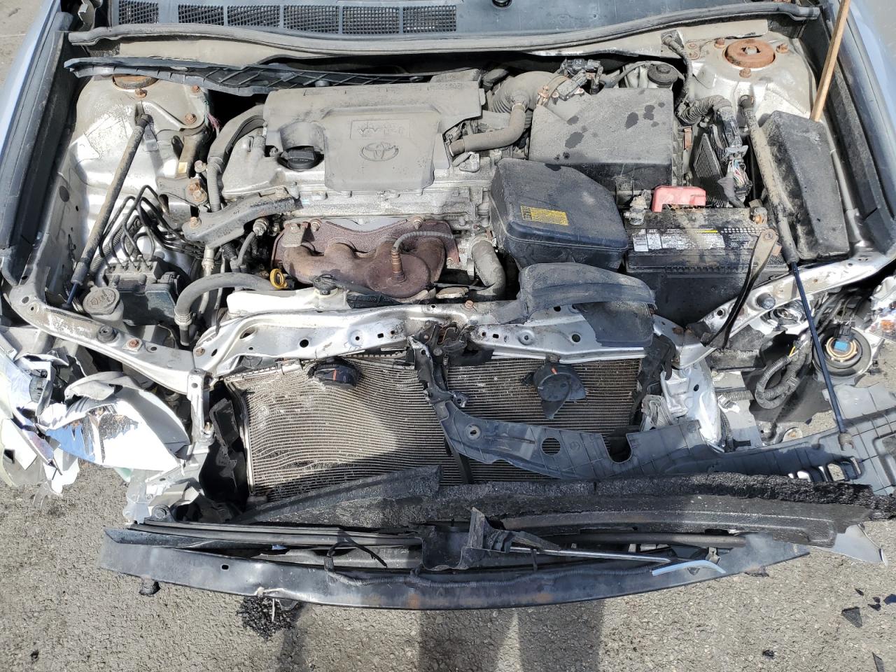 2012 Toyota Camry - Image 11