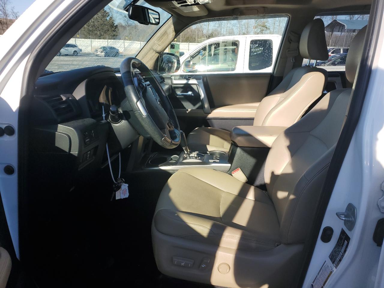2014 Toyota 4Runner - Image 7