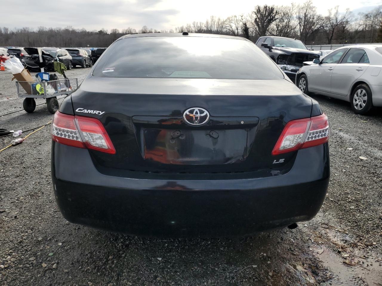 2011 Toyota Camry - Image 6