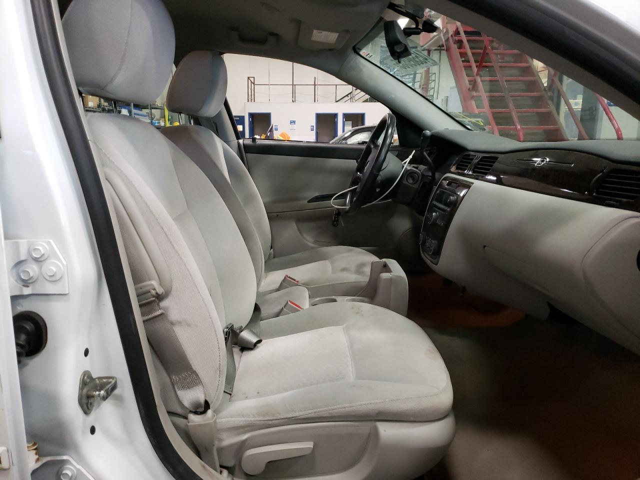 2012 Chevrolet Impala - Image 7