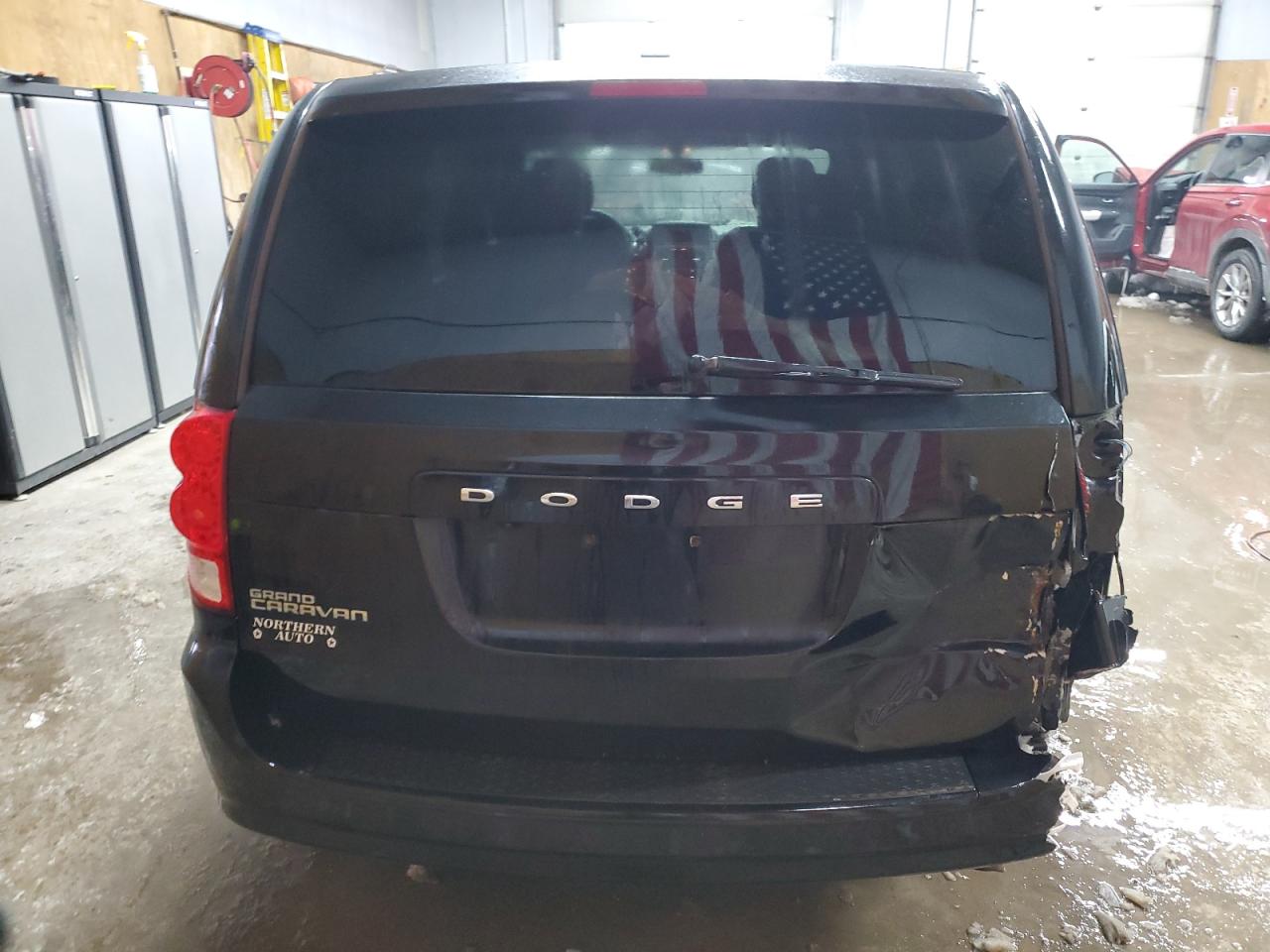 2017 Dodge Caravan - Image 6