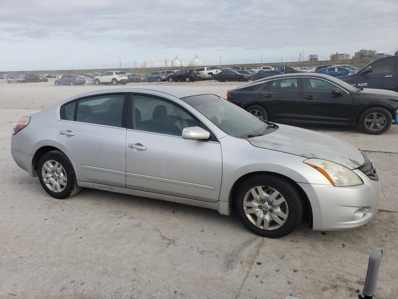 2012 Nissan Altima - Image 4