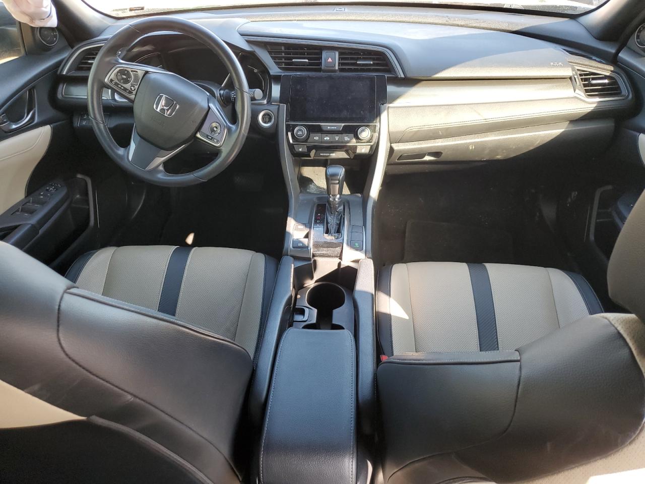 SHHFK7H88JU217059 HONDA CIVIC 2018