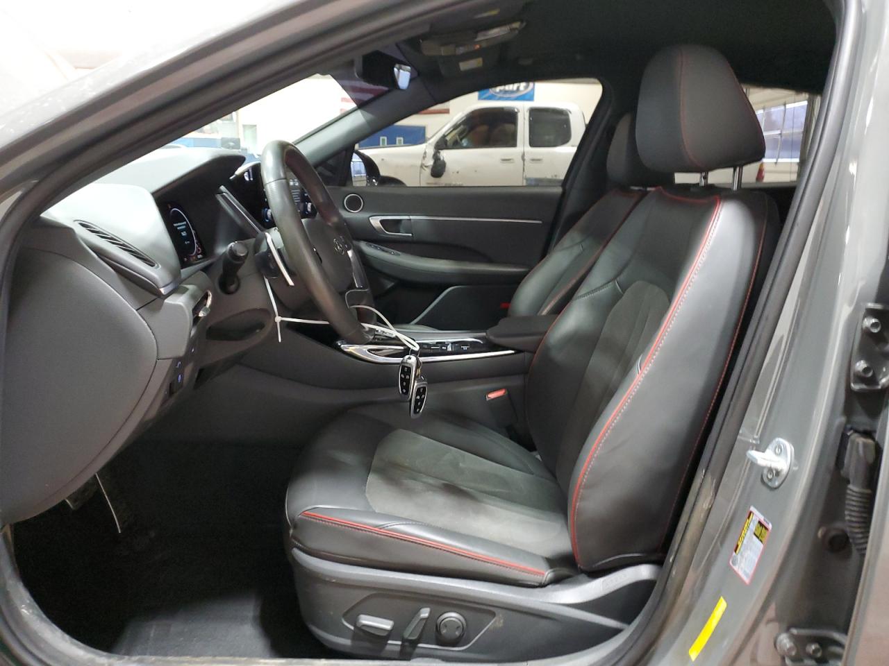 2020 Hyundai Sonata - Image 7