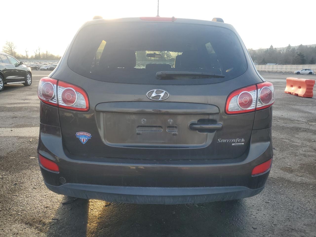 2011 Hyundai Santa Fe - Image 6
