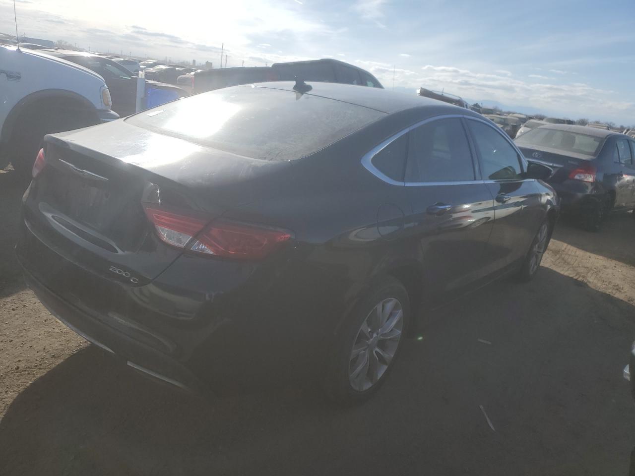 2015 Chrysler 200 - Image 3
