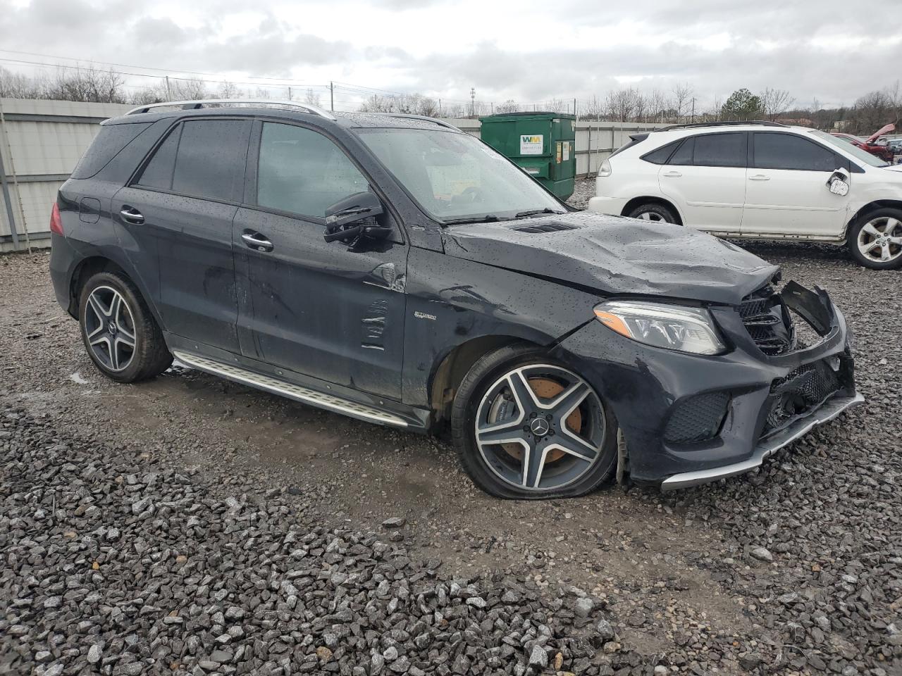 2017 Mercedes-Benz GLE - Image 4