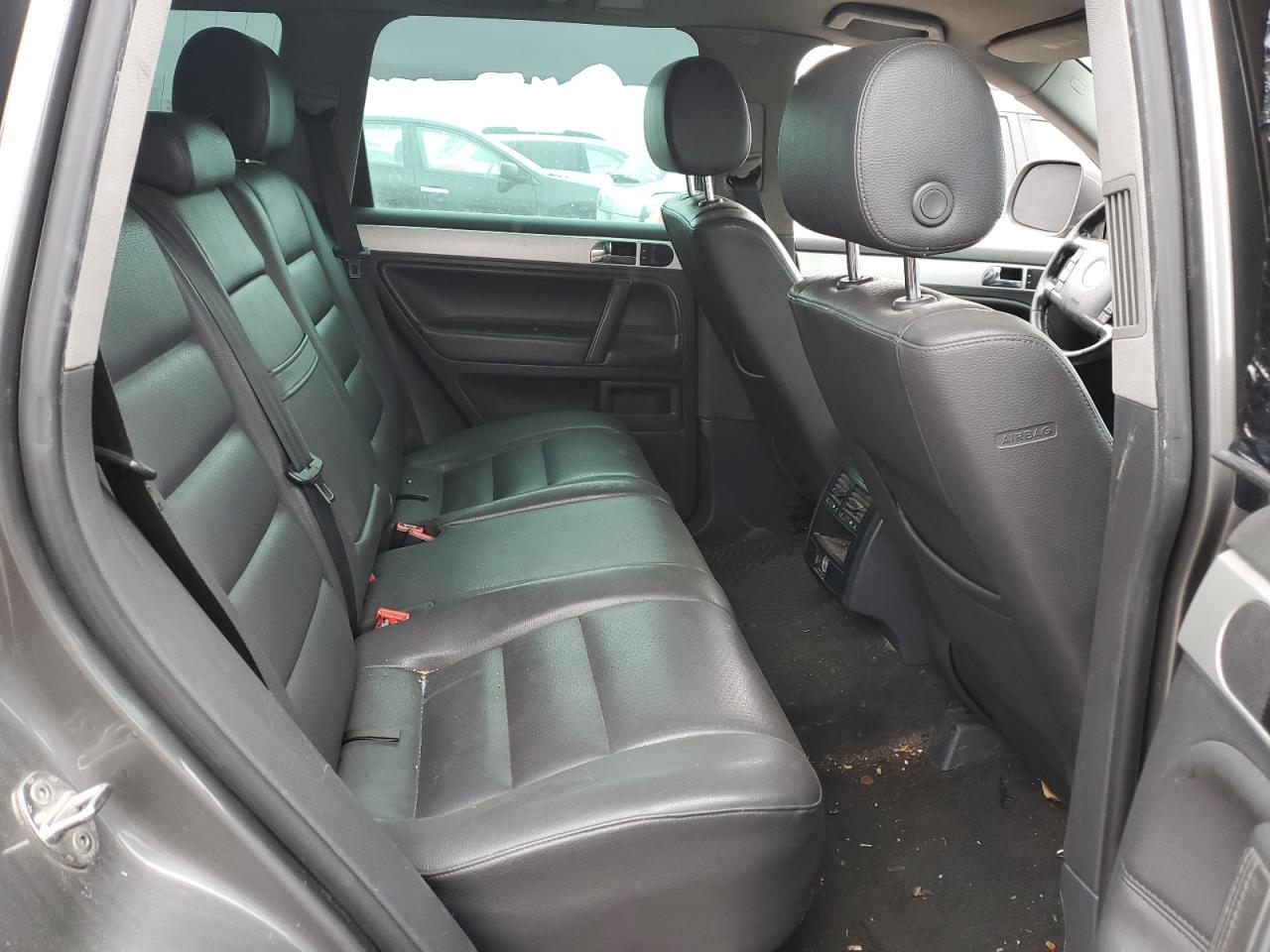 2008 Volkswagen Touareg - Image 10