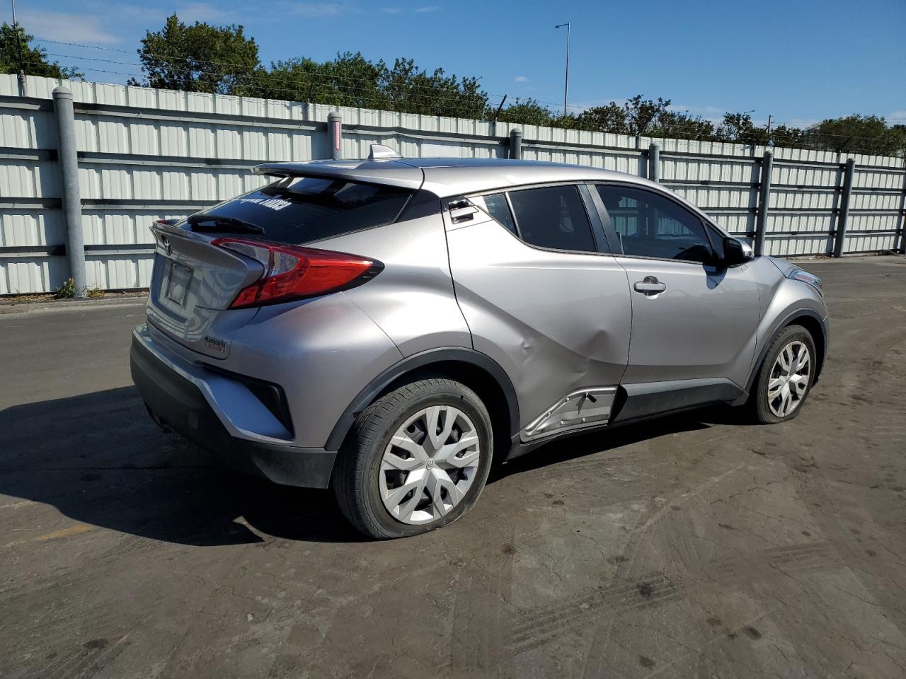 NMTKHMBX8LR101807 TOYOTA C-HR 2020