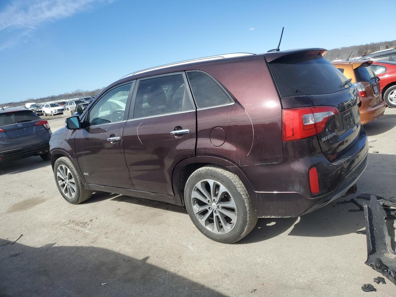 2015 Kia Sorento - Image 2